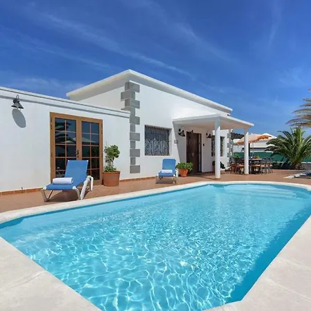 Playa Blanca Sleeps 8 Pool Wifi T334676 * Playa Blanca (Lanzarote)