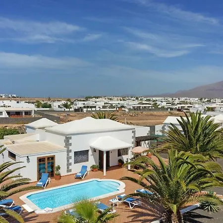 Villa Playa Blanca Sleeps 8 Pool Wifi T334676 Playa Blanca (Lanzarote)